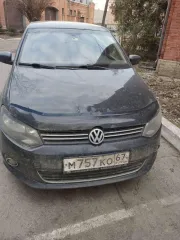 В ольксваген поло 2015, автомобиль марки volkswagen модель polo 2015 г.в., vin-номер xw8zzz61zfg036966, первый западный проезд, д. 4, г. рославль, рославльский район, смоленская область