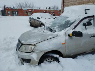 Легковой автомобиль LADA Granta 2012 г.в. VIN номер XTA219000C0015183. Ознакомиться со сведениями (документами) о предмете торгов можно у организатора торгов в рабочие дни по адресу: 454112, г. Челябинск, пр-кт. Комсомольский, д. 39, оф. 1/9, с 15 до 18 часов местного времени предварительно…