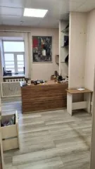 Нежилое помещение 638,6 кв.м и право аренды земельного участка 451 кв.м, Москва. Помещение в Москве, 638,6 кв.м и земельный участок, 451 кв.м. Недвижимое имущество в составе: 1) Нежилое помещение общей площадью 638,6 кв.м., кадастровый №77:01:0003035:2437, адрес: Российская Федерация, г.Москва…