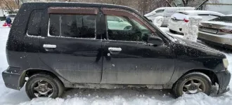 Nissan Cube, 2000 года, 85 лс, 291773 км, АКПП еще Легковой автомобиль, марка: НИССАН, модель: КУБ, год изготовления: 2000, цвет: черный, кузов: AZ10188746, ПТС: 27РО771638, г/н: У854НХ27, разрешенная максимальная масса 1200 кг, масса без нагрузки 980 кг, совместно нажитая.