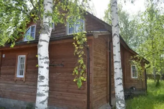 Земельный участок 1000 кв. м и жилой дом 168.6 кв.м по адресу: Владимирская обл., Александровский р-н, МО Каринское, ДПК «Артемкино», участок № 28. Кадастровые номера: 33:01:001521:5854, 33:01:001521:9411.