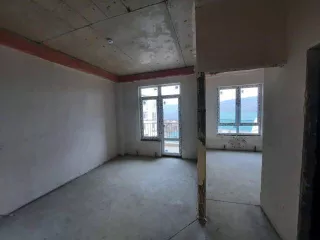 Квартира в Краснодарском крае, 28 кв.м. Квартира общ.пл. 28 кв.м.: Краснодарский край, г.Сочи, с.Барановка, ул.Высокогорная, д.56, кв.39, кадастровый номер 23:49:0306002:5680. Регистрация перехода права собственности на имущество  постановка на регистрационный учет , а также снятие арестов и…