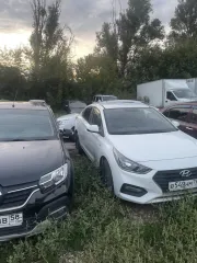 Hyundai Solaris II 2020, VIN: Z94K241CBLR209068, цвет белый. Для осмотра автомобиля необходимо заранее согласовать дату и время (минимум за 2 дня), а также предоставить ФИО и номер телефона лица, которое приедет на осмотр, при себе иметь документ, удостоверяющий личность, или доверенность.