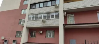 Нежилое помещение 270,7 кв.м, Саратов. Помещение в Саратове, 270,7 кв.м. Нежилое помещение, расположенное по адресу: Саратовская обл., м.о. "Город Саратов", г. Саратов, ул. Мира, д. №2А, пом. № 4А, количество помещений: 1, общей площадью 270,7 кв.м., кадастровый номер 64:48:040814:1236, на 2 этаже…