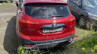 Транспортное средство, марка, модель: JAC S3, VIN: MX123BM00LK709841, категория ТС: B, год изготовления ТС: 2020, цвет: красный.