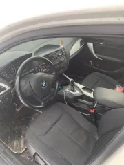 BMW 1 серии 2013 года, 136 л.с., пробег 210000 км, автоматическая коробка передач. Модель BMW 116i. VIN: WBA1A11020J650140. Автомобиль находится в залоге. Пробег рекомендуется уточнять при осмотре.