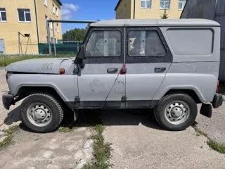Высвобождаемое движимое военное имущество (автомобиль) Высвобождаемое движимое военное имущество, автомобиль: УАЗ-315195-015 VIN: XТТ315195С0511722 (приложение №1) 
Мощность двигателя: 128 
Марка: УАЗ 
Объем двигателя: 2693 
Пробег: 35485 
VIN номер: XТТ315195С0511722 
Вид транспорта: легковой 
Год…