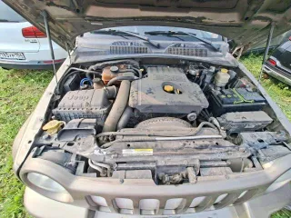 Jeep Cherokee, 2004 года, 150 лс, 200000 км, полный привод, АКПП. Модель: ДЖИП ЧЕРОКИ; Год выпуска: 2004, Цвет: ХАКИ, Идентификационный номер (VIN) 1J8G6E8574W308935; Категория: В; Модель, № двигателя № 26C.8555, Шасси (рама) №JNCENCNDETN; Кузов (кабина, прицеп) №1J8G6E8574W308935, Мощность…