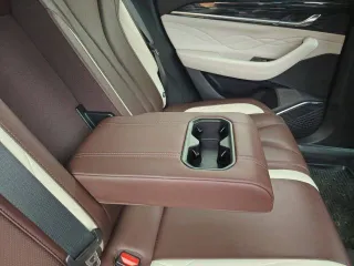 Geely Monjaro, 2023 года, 238 лс, 59248 км, полный привод, АКПП, VIN: LB37852D0PS098794, предмет залога ПАО "Банк ВТБ".