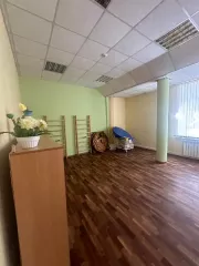Нежилое помещение-здание дошкольных групп, общей площадью 270,1 кв.м.Месторасположение: Республика Калмыкия, г. Элиста, 1 микрорайон, дом № 7. Нежилое помещение – здание дошкольных групп,общей площадью 270,1 кв.м.Месторасположение: Республика Калмыкия, г. Элиста, 1 микрорайон, дом № 7. 
Кадастровый…