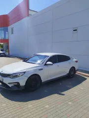 Kia Optima 2019 года, 150 лс, 449538 км, АКПП. Автомобиль: Kia Optima, Идентификационный номер (VIN номер): XWEGT411BK0006838, Год выпуска: 2019, Гос.номер: Е860ОХ08. Техническое состояние автомобиля удовлетворительное. Заводится с ключа. На ходу. Двигатель рабочий. Коробка передач (автомат)…