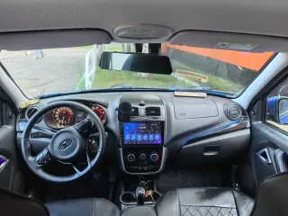 LADA Granta 2019 года, VIN XTA219110L0357090. Комплектация люкс: кондиционер, круиз-контроль, бортовой компьютер. Полный зимний пакет: обогрев переднего и заднего стекла, подогрев зеркал и передних сидений. Техническое состояние хорошее, автомобиль на ходу. Незначительные повреждения на бампере…