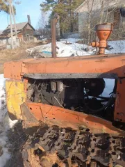 ДТ-75 Б, 1985, трактор гусеничный, заводской № машины (рамы) 281560, двигатель № 216723, коробка передач № 412059, основной ведущий мост (мосты) № 412059, 1985 года выпуска, цвет машины – красный, паспорт самоходной машины и других видов техники RU CB 608257, свидетельство о регистрации машины CE…