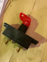 Запчасти для грузовиков Shaanxi, Shacman, F3000, SORL. Узел механизма легкого и тяжелого давления. Корпус МП4. Автомобильный плавкий вилочный предохранитель BXL, рабочее напряжение до 32В. Выключатель массы электропитания грузовых автомобилей, артикул DZ95189763010, рабочее напряжение 12В/24В…