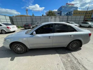 Hyundai NF 2.4 GLS 2007 года, VIN: KMHEU41CP8A448331, государственный регистрационный знак В559ТС186.
