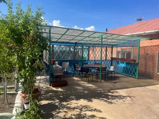 Нежилые здания 154.4 кв.м Забайкальский край. Здание КН: 75:32:010602:165, площадь: 69.5 кв.м., назначение: нежилое, вид разрешенного использования: нежилое, адрес: Забайкальский край, г. Чита, пер. ТПО, д. 3, строение 1 (основание: Договор купли-продажи земельного участка с находящимися на нем…