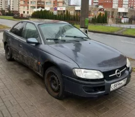 Opel Omega, 1995 г.в., VIN W0L000026S1151185. Автомобиль находился в эксплуатации, возможны скрытые недостатки, естественный износ или дефекты из-за ненадлежащего обслуживания.