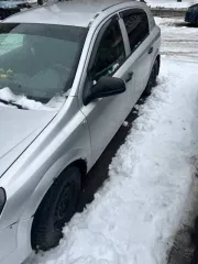 Opel Astra 2011 года, 241113 км, 90 л.с. Автомобиль на ходу, заводится. Есть следы коррозии на колесных арках. Зимняя шипованная резина (3 сезона). Коробка в порядке, переключение мостов тоже. Переднеприводная, механика. Требуется капитальный ремонт двигателя, двигатель не родной, замена не…