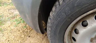 Fiat Punto 2007 года, 77 л.с., пробег 175 000 км, АКПП. Приехала своим ходом. Не работает кондиционер, задние двери открываются только изнутри, ошибка по подушкам, очаги коррозии по кузову. Более подробное техническое состояние выясняйте самостоятельно в ходе осмотра.