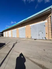 Здание 122,3 м², склад 262,8 м², гараж 595,2 м², участок 6496 м² в Амурской области. Гараж, площадь 595,2 м², кадастровый номер 28:02:000077:760. Котельная, площадь 122,3 м², кадастровый номер 28:02:000077:766 с оборудованием: насос К 80-50-200 эл.двиг. 15,0 кВт 1 (амортизация 100%), насос К…