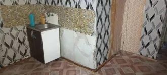 Жилое помещение, площадь 71,9 кв.м., кад. номер 38:22:040001:1518, адрес: Иркутская область, р-н. Бодайбинский, п. Мамакан, ул. Ленина, д. 6, кв. 10, общая долевая собственность 1/4.