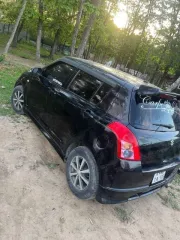 Suzuki Swift 2005, черный, 67 л.с. (91 кВт), 343142 км, кузов № Z011S150327, VIN отсутствует, г/н Х440ТА125.