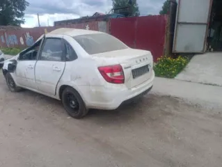 Lada Granta 2023 года, 89 л.с., 116844 км, VIN: XTA219040R1014072.
