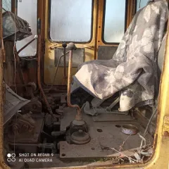 Бульдозер Т-170 1988 года выпуска. Цвет жёлтый. Заводской номер машины (рамы) 17646. Номер двигателя 352263.