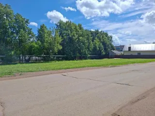 Право аренды земельного участка 576 кв.м, Башкортостан, Бирск. Право на заключение договора аренды земельного участка, государственная собственность на который не разграничена, с кадастровым номером 02:64:010404:5126, площадью 576 кв. м. Земельный участок (далее – участок), категории земель: земли…