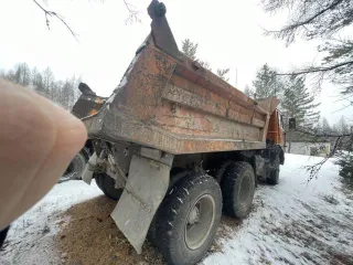 Грузовой самосвал КАМАЗ-5511, 1985 года, двигатель № 74010-12109, шасси (рама) № 204042, цвет оранжевый, ГРЗ У300УХ28.