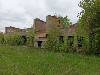 Административное здание 577,7 м² в Татарстане по адресу: Республика Татарстан, Елабужский район, село Новая Мурзиха, улица Центральная, дом 10. Площадь 577,7 кв. м, кадастровый номер: 16:18:150101:579.