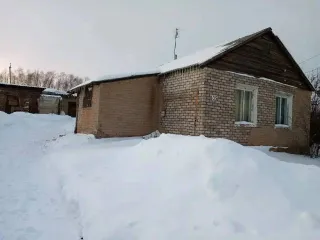 Дом 40,1 кв.м, участок 1615 кв.м, Оренбургская обл. Жилой дом пл. 40,1 кв.м, кад.№ 56:04:0102001:90 и Земельный участок пл. 1 615 кв.м., кад.№ 56:04:0102001:69, категория/ВРИ – ЗНП/ЛПХ по адресу: РОССИЯ, Александровский р-н, п Подгорный, ул Подгорная, д.35. Объект может быть приобретен с…