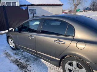 Honda Civic, 2008 автомобиль HONDA CIVIC, 2008 г.в., VIN: NLAFD76708W002429. Имущество находится в залоге у ПАО ВТБ.