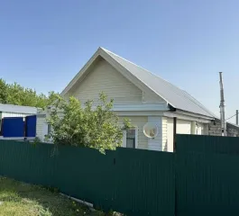 1/3 доли дома (33,5 кв.м) и 1/3 доли земельного участка (1797 кв.м), Ульяновская область, Сенгилеевский район. 1/3 доля дома и 1/3 доля земельного участка в Ульяновской обл., еще 1/3 доля дома и 1/3 доля земельного участка в Ульяновской обл., еще 1/3 доля в праве общей долевой собственности на…
