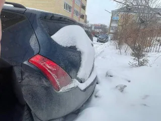 Nissan Murano 2003 года, синий. VIN: JN8AZ08T04W208427, ПТС: 55ОУ №128258, госномер: Х263СР55. Бензиновый двигатель 3.5 л (3498 куб. см) мощностью 249 л. с. (183,1 кВт). Максимальная масса 2200 кг, снаряженная масса 1720 кг.