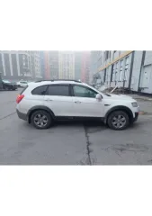 Chevrolet Captiva 2014 года выпуска, VIN XUUCD266JD0004217, госномер Р032ХХ178. Является совместно нажитым имуществом.
