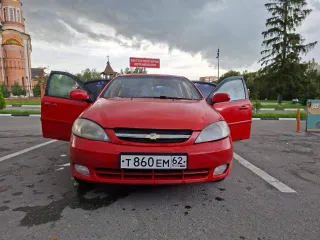Chevrolet Lacetti 2006 года, хетчбек, красный, 109 л.с., пробег 335253 км, АКПП. VIN: X4XNA486J60000195, ПТС: 39 УО 918460, СТС: 99 47 430103, госномер Т860ЕМ62.