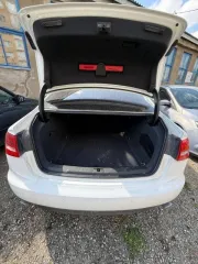 Audi A6 2013 года, 310 лс, 225978 км, полный привод, АКПП, VIN WAUZZZ4G8EN085024. Обременено залогом ПАО «Сбербанк". Автомобиль имеет следующие неисправности: неисправность ДВС и АКПП, стучит двигатель, АКПП не переключает скорости, автомобиль едет на первой скорости, подтеки масла, неисправность…