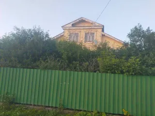 Жилое здание 56,5 кв.м, кадастровый номер 21:08:150203:100, Чувашская Республика, Батыревский район, деревня Новое Бахтиарово, улица Магазинная, дом 2. Земельный участок 2500 кв.м, кадастровый номер 21:08:150203:44, для ведения личного подсобного хозяйства, категория земель населенных пунктов…