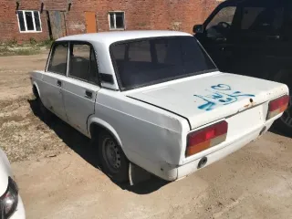 Продаются автомобили: Nissan Teana 2.3 Premium 2007 года, VIN JN1BAUJ31U0304166, госномер Р740СТ154, документы и ключи в наличии. ВАЗ 21110 2000 года, госномер А589ВТ154, VIN XTA211100Y0031669, документы и ключи в наличии. ВАЗ 21063 1989 года, VIN XTA210630K2166323, без госномера, документы и ключи…