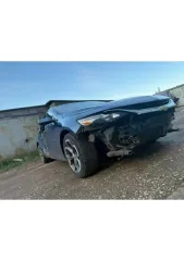 Chevrolet Malibu 2019 года, 163 л.с., пробег 105924 км, АКПП. VIN: 1G1ZG5ST7KF191593. Техническое состояние: Выстрелило 6 (или 7) подушек безопасности, аккумулятор не работает, машина не заводится. Заднее левое колесо спускает полностью примерно за 2-3 дня (под замену). Стук рейки. Не горит правая…