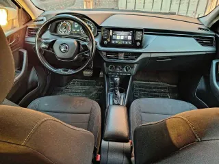 Skoda Rapid 2021 125 лс 131550 км АКПП Марка, модель: Skoda Rapid; год выпуска: 2021; идентификационный номер (VIN): XW8AT4NH8NK100896