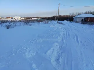 Земельный участок площадью 1200+/-24 кв. м, кадастровый номер 27:17:0302901:476, вид разрешенного использования - для строительства индивидуального жилого дома, местонахождение: примерно 635 м по направлению на юго-восток от ориентира (нежилое здание). Адрес ориентира: Хабаровский край, Хабаровский…