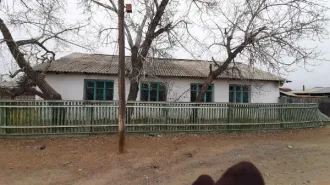 Земельный участок 500 кв.м и административное здание 113,8 кв.м, Забайкальский край, село Кыра, ул. Новая, зд. 2а. Земельный участок площадью 500 кв.м, кадастровый номер 75:11:080102:318, и одноэтажное административное здание площадью 113,8 кв.м, кадастровый номер 75:11:080102:360, по адресу…