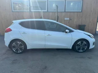 Kia Cee'd 2016 года выпуска, VIN: XWEHN512BG0036356.