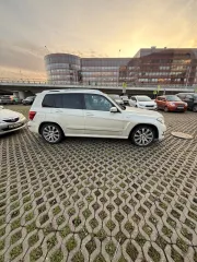 Mercedes-Benz 2011 года выпуска, VIN: WDC2049841F837684, госномер Х982СУ197. Автомобиль исправен, технических повреждений не имеет. Осмотр осуществляется по предварительной записи по телефону: 8-985-000-82-73 (финансовый управляющий).