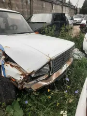 ВАЗ 21074 2002, госномер К 637 АР 56, VIN XTA21074021589463. Видимые дефекты: коррозия элементов кузова, повреждения ЛКП. В результате ДТП повреждена/разрушена вся передняя часть ТС: капот, фары, бампер, рамка радиатора, крылья, радиатор и пр. Вид транспорта: Автомобиль. Год выпуска: 2002…